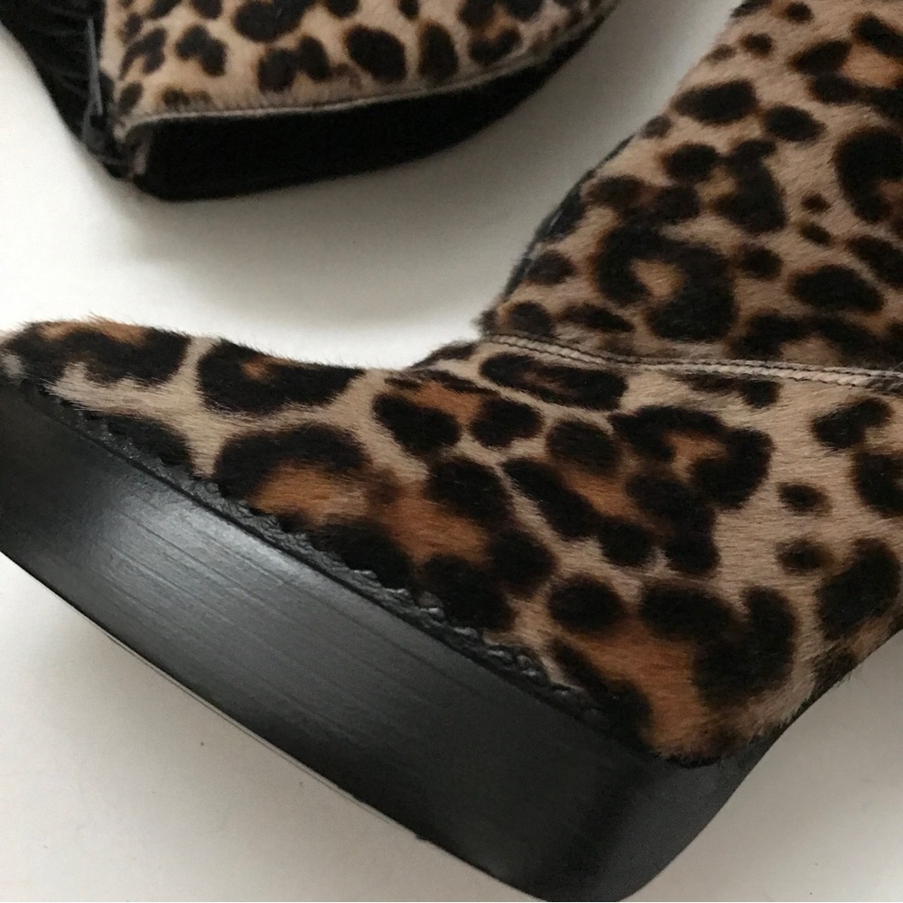 Burberry leopard print tassel boots - Picture 5 of 14